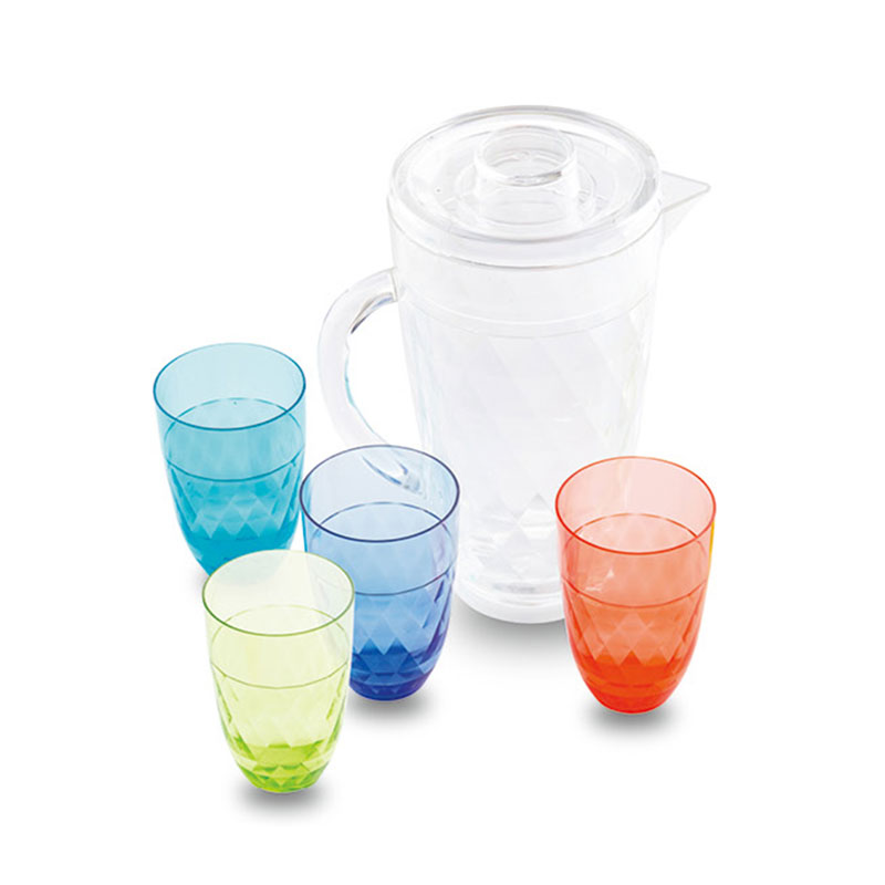 Mugge med fire kopper